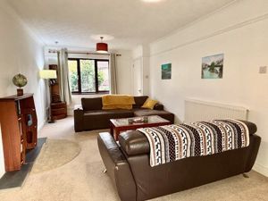 Lounge- click for photo gallery